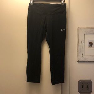 Nike cropped running leggings